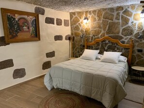 1 slaapkamer, reisbedje, wifi, beddengoed