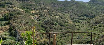 Pambnb - Nature Retreat with Mountain Views