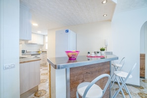 Apartment | Private kitchen - Apartment in Empuriabrava Near Sandy Beach (Castello d'Empuries)