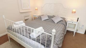 3 bedrooms, individually decorated, individually furnished, free WiFi