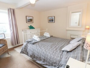 3 habitaciones, decoración personalizada y muebles diferentes