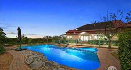 Peninsula Farm Stay 5bd 3Bth Gas Heated Spa & Fire Pit