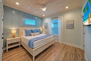 House (4 Bedrooms) | Interior - Pool, Firepit + Golf Cart Zone + Near Beach Looney Dunes by Avantstay (Port Aransas)