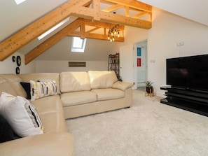 Living area - Miramar (St Ives)