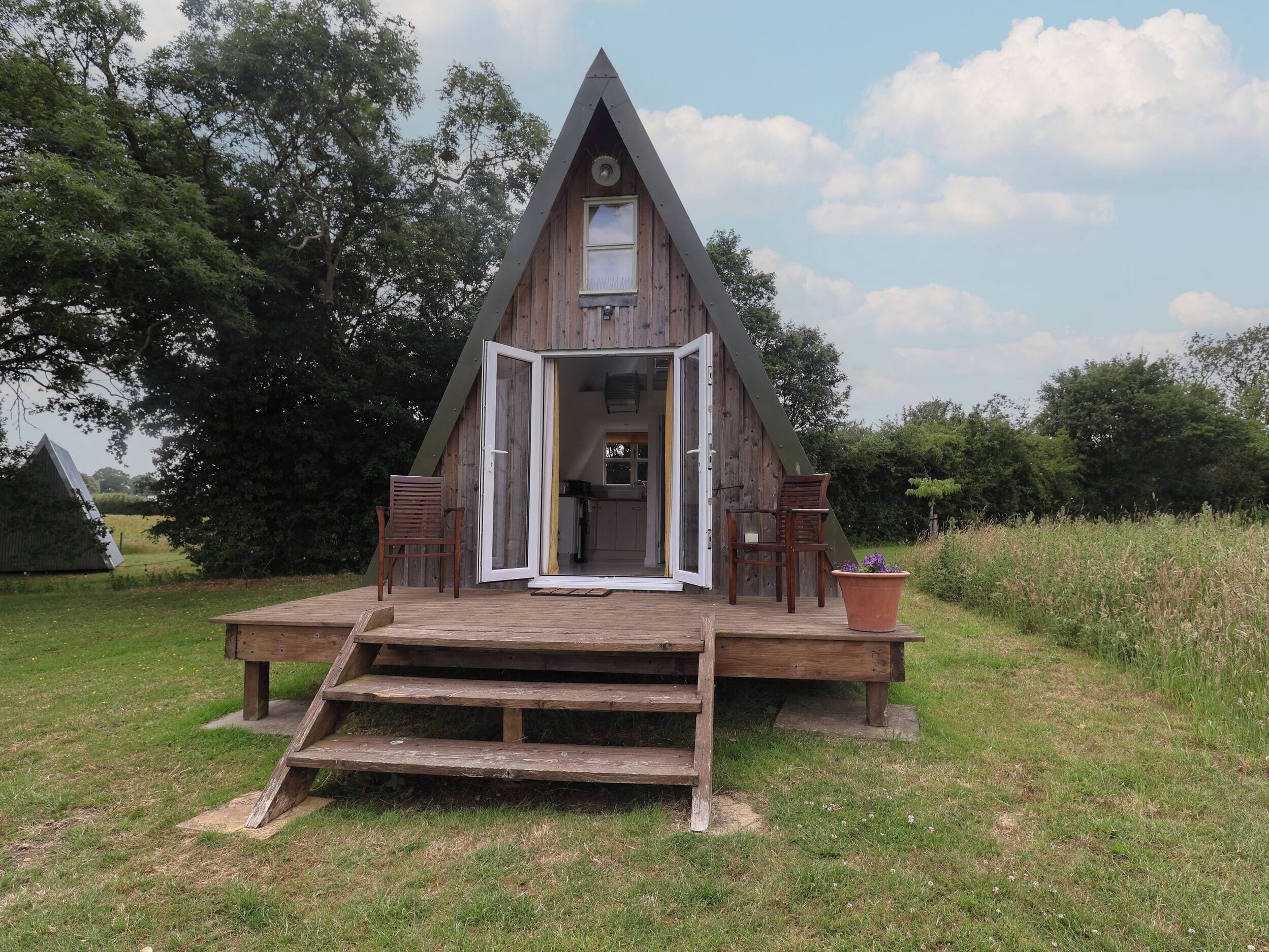 كوخ | المنشأة من الخارج