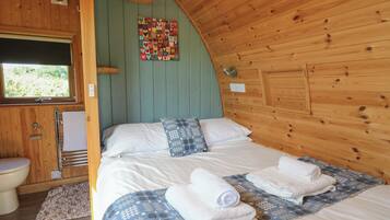 1 bedroom, individually decorated, individually furnished, free WiFi