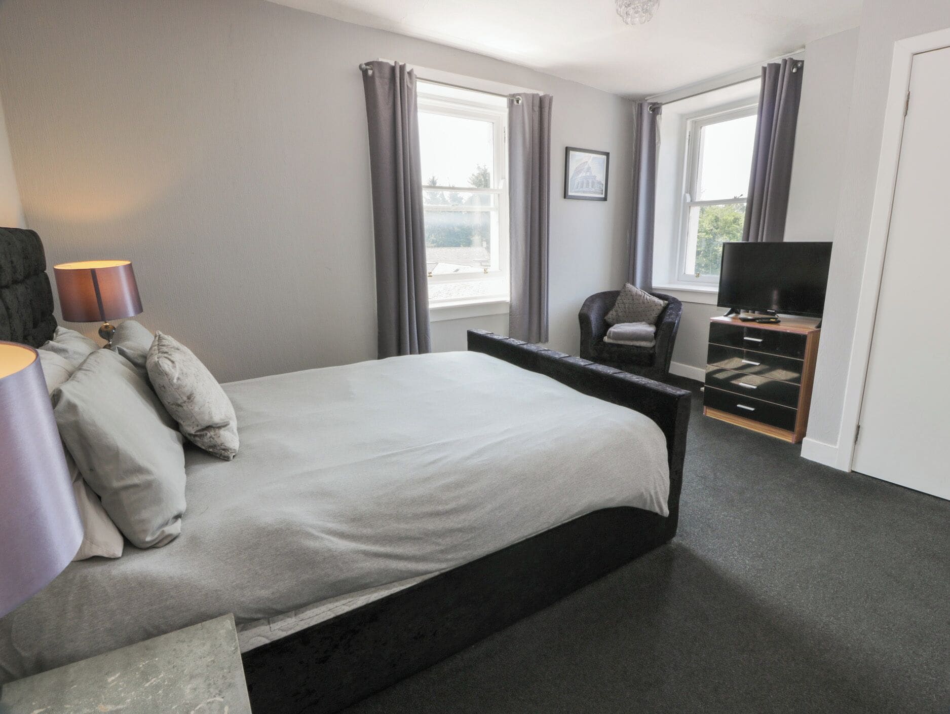 2 bedrooms, individually decorated, individually furnished, free WiFi