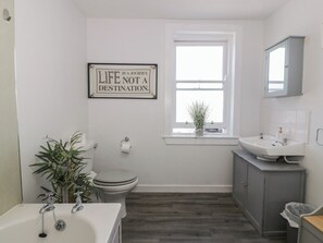 Shower - Fleet Townhouse (Castle Douglas)