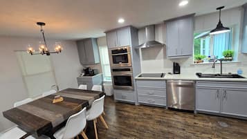 Microwave, oven, stovetop, dishwasher