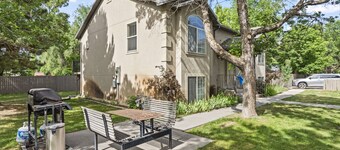 Cozy Duplex Gem| Mins to Downtown + Ski Resorts