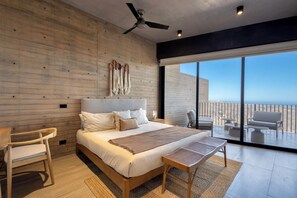 Appartamento Luxury, balcone, vista città | Biancheria da letto di alta qualità, copriletto in piuma