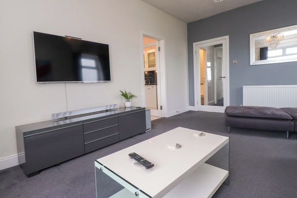 Cottage | Living area