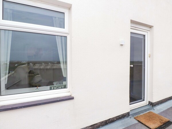 Sea Views No 8 Plas Darien - Trearddur Bay