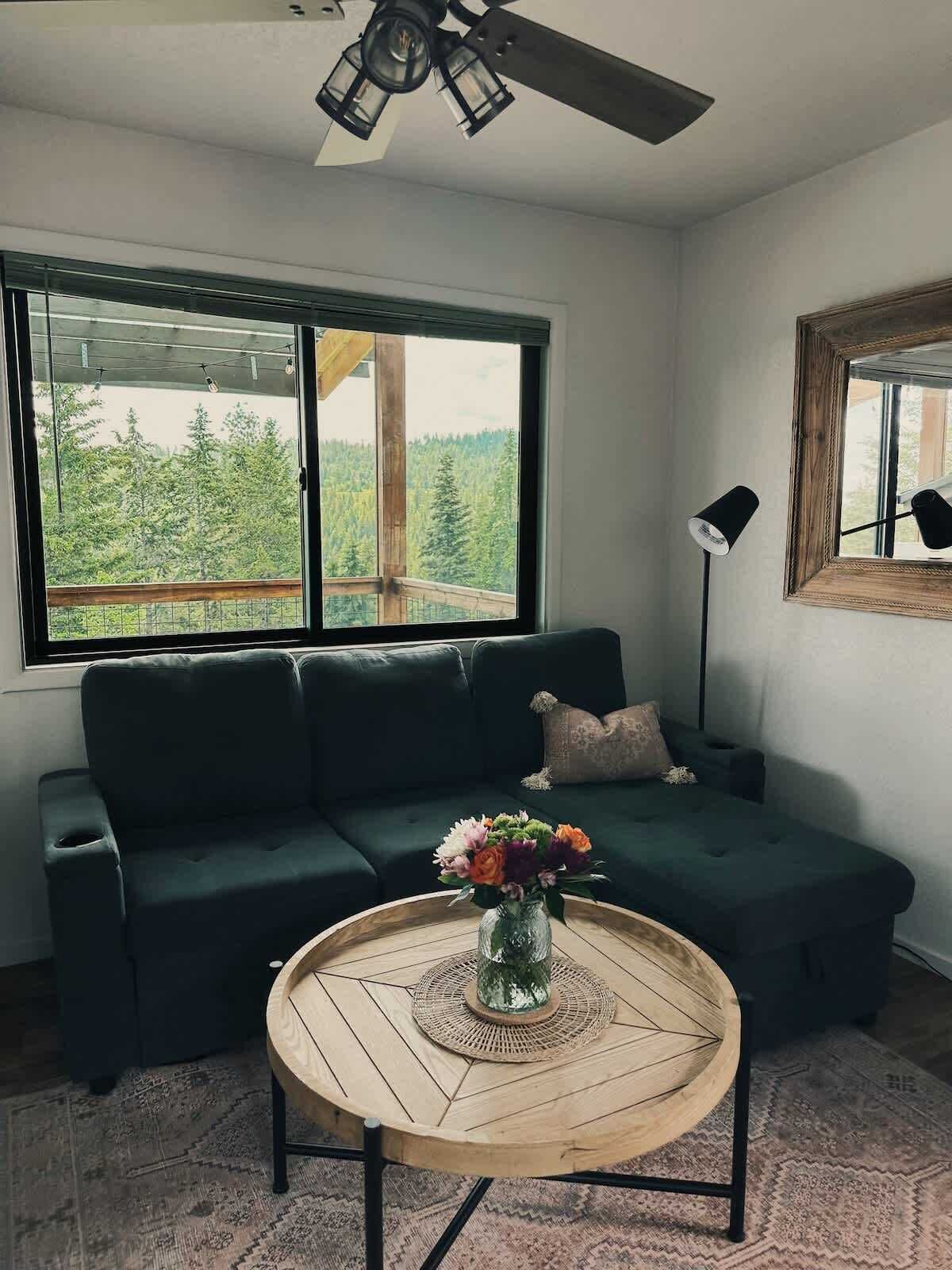 Fernseher, Kamin, Arbeitsbereiche