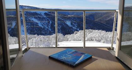 White Crystal 109- ski-in ski-out