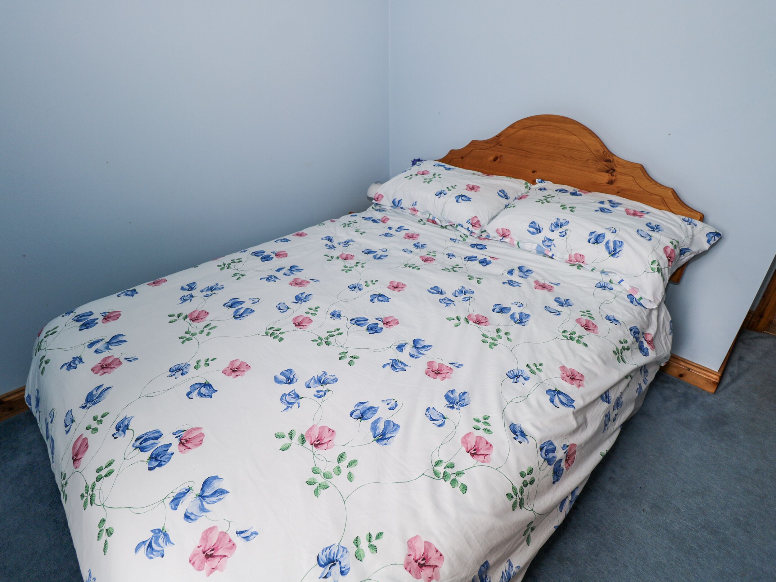 4 Schlafzimmer, individuell dekoriert, individuell eingerichtet