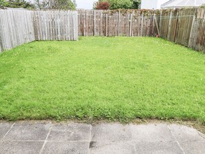 Property grounds - 22 White Maples (Bundoran)