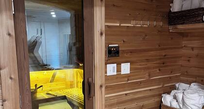 Apt 3 Hewitt Onion Tower attic walk up central Marquette, sauna fitness room