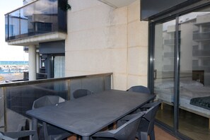 Apartment | Balcony - Apartment in Lescala With Garden Views (L'Escala)