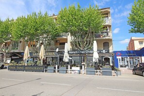 Exterior - Apartment Near Beach With Terrace (Castello d'Empuries)