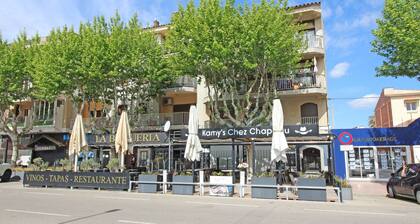 Apartment Near Beach With Terrace