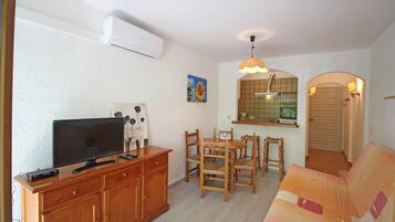 Apartment | Living room