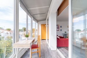Villa | Interior - Sunlit Villa Near Sandy Beach (Castello d'Empuries)