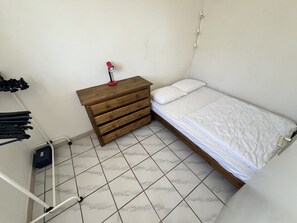 2 bedrooms - 5-Person Pavilion at Vendres Beach with Terrace (Vendres)