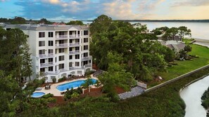 Exterior - Marriott’s Harbour Club 2-Bedroom Villas – The Perfect Lowcountry Getaway (Hilton Head Island)