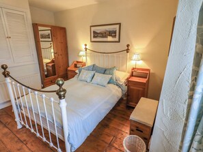 2 habitaciones, decoración personalizada y muebles diferentes