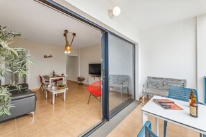 Interior - Famara Views II By Escape Home (Famara)