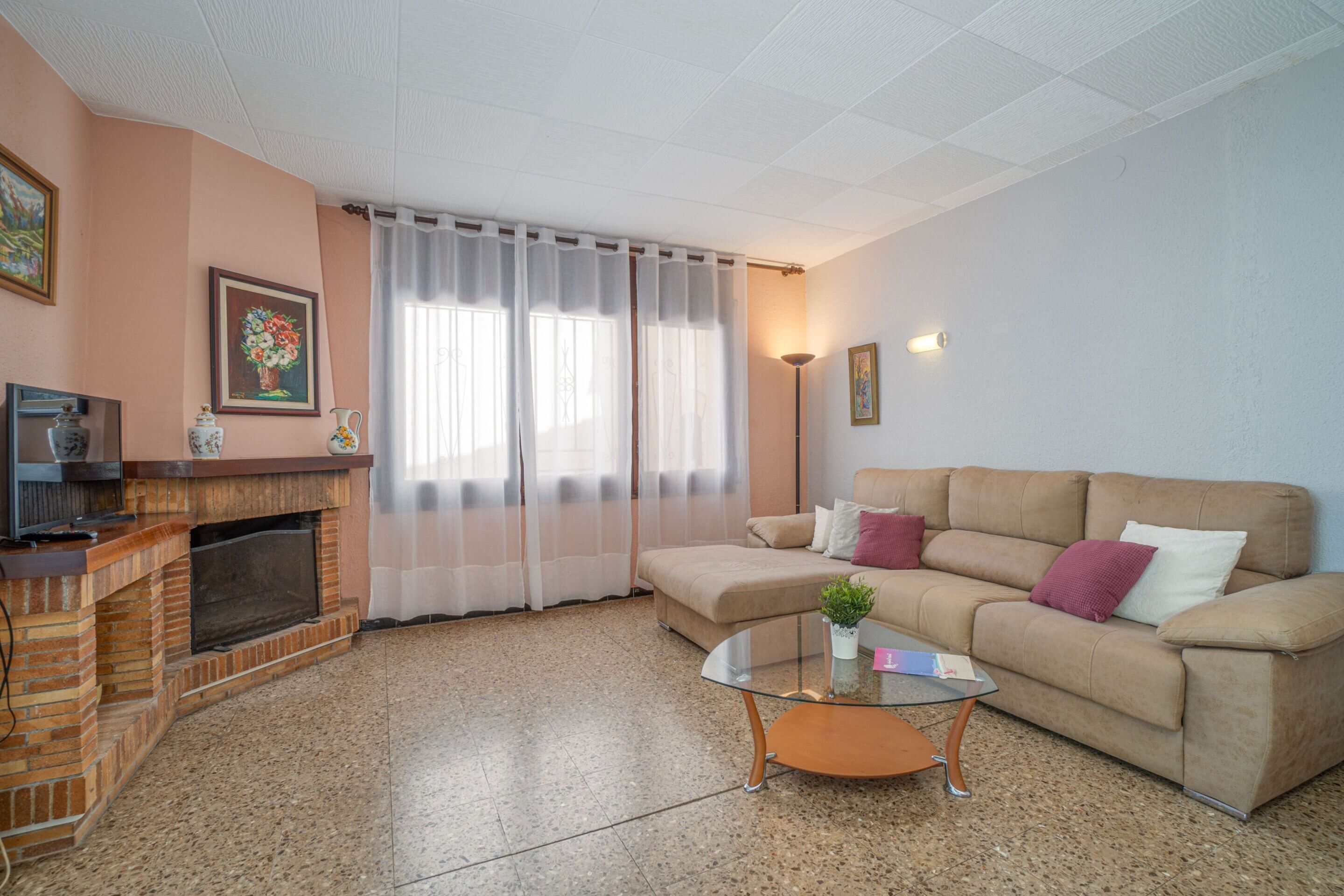 Villa | Área de sala de estar | Chimenea 