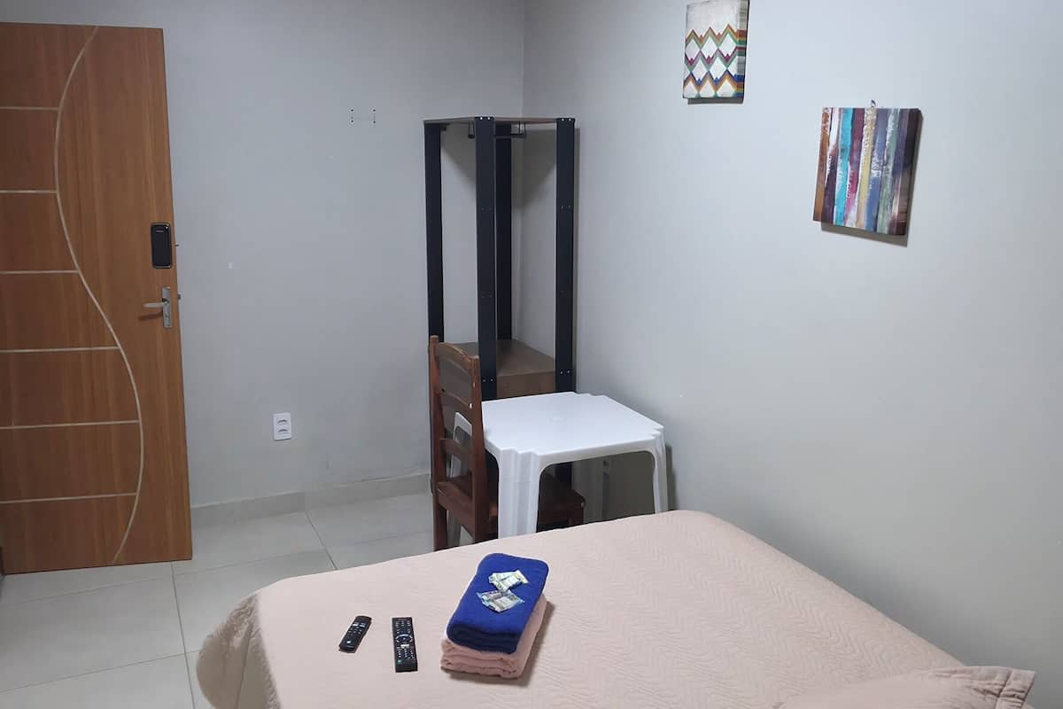 Basic Double Room | Iron/ironing board, free WiFi, bed sheets