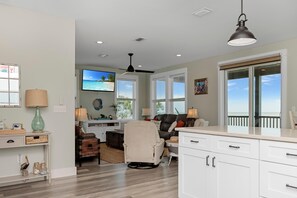 Living area - Seminole Wind (Port St. Joe)