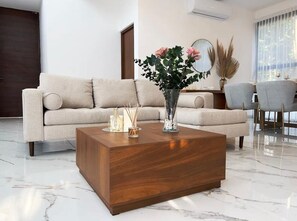 Smart TV - Beatiful House 3BR private pool and Gated community (Tulum)