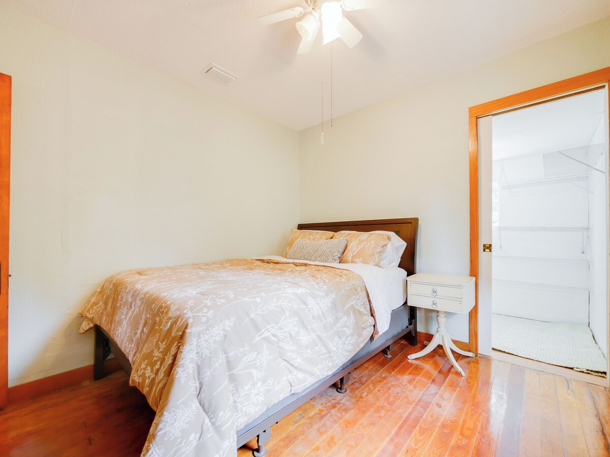 Photo 25 of ST. Sylvan Historic Bungalow