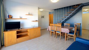 Unclassified image, 3 of 15, button - Apartment in Spain Near Sandy Beach (Torroella de Montgrí)