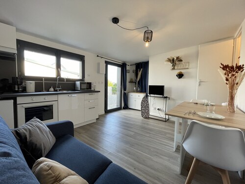 Apartment in Le Mans With Private Parking