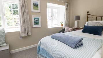 2 habitaciones, decoración personalizada y muebles diferentes