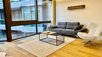 TV connectée, cheminée