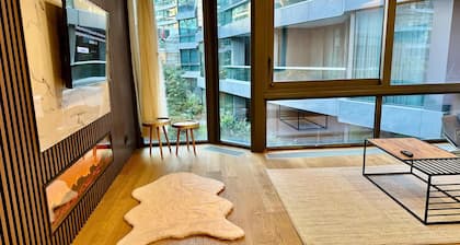 Charming 2-bedroom building with WiFi, AC in enchanting Istanbul