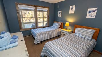 2 kamar tidur, Wi-Fi, dan seprai linen