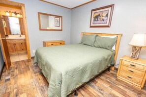 3 bedrooms, WiFi, bed sheets