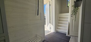 Interior - Modern studio house in Rossö, 370 m to the sea | SE09120 (Varekil)