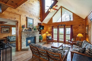 Smart-TV, Kamin, Tischfußball