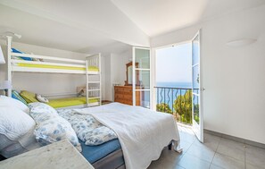 Free WiFi - Beautiful home in Eze (Eze)