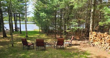 Cabin on Voyageur Lake–2BR Retreat on ER Chain w/ Deck, Firepit & Sandy Beach!