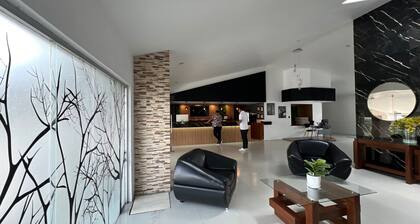 Hotel la Cascada Express