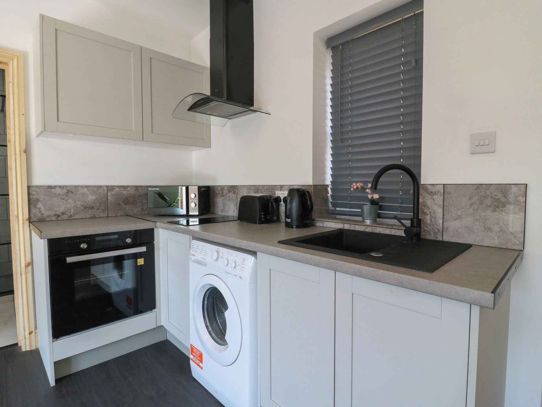 Cookware/dishes/utensils