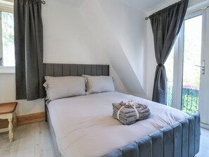 1 habitación, decoración personalizada y muebles diferentes